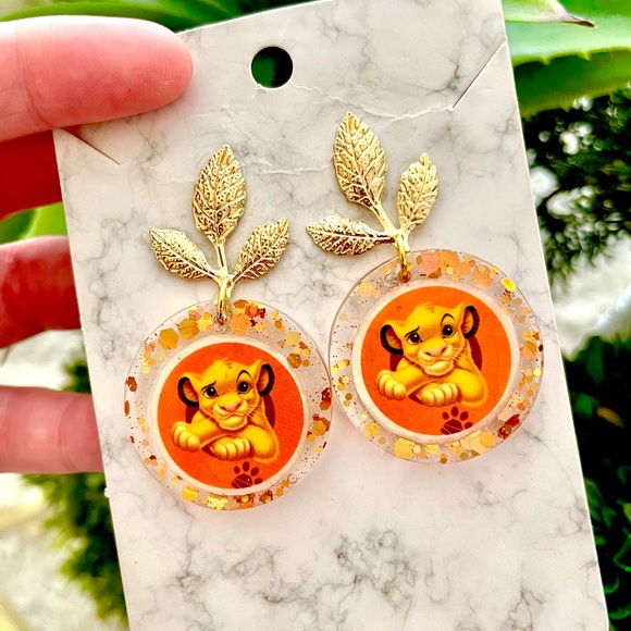The Lion King Inspired Earrings - Picture 2 of 5